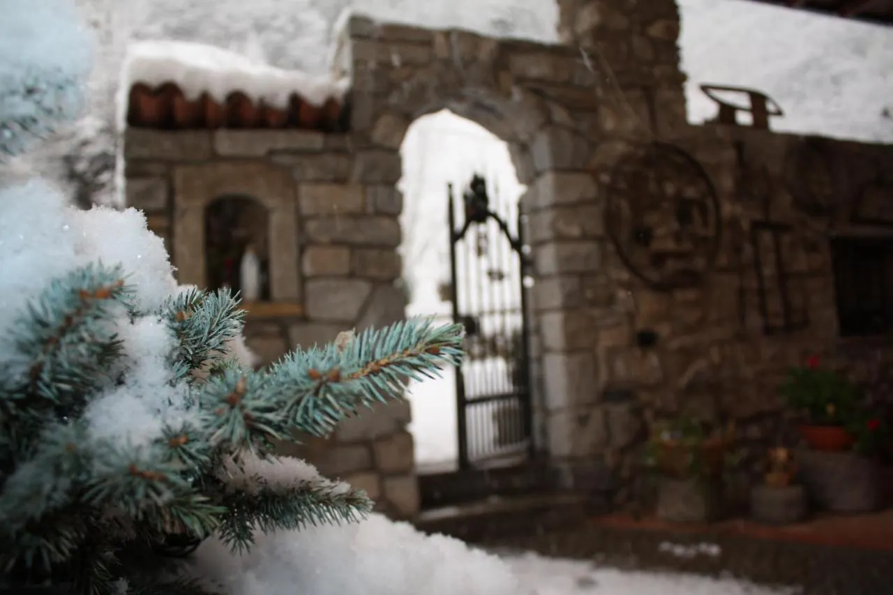 Bed and Breakfast Il Giardino degli Elfi Forno Dono 0*,